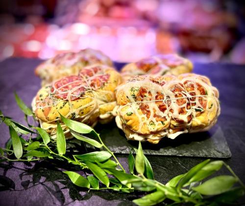 Ballotin de poulet farci au piment d’Espelette et au chorizo